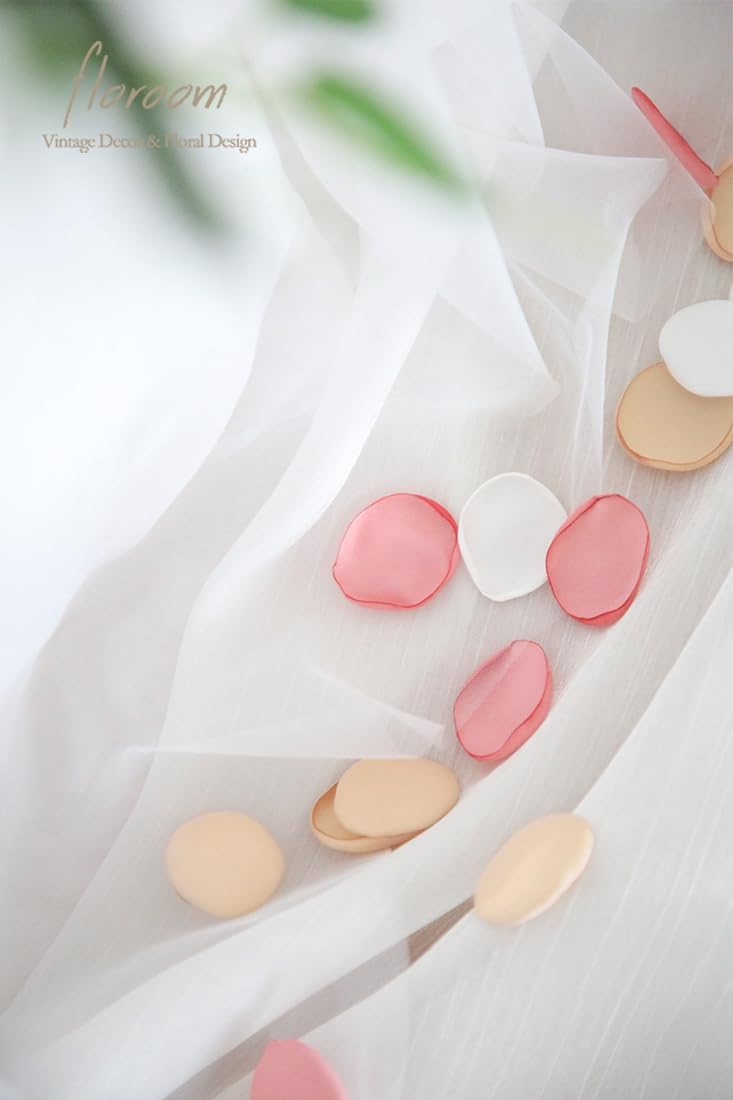 Floroom 500pcs Rose Petals Champagne Pink Faux Silk Flower Petals for Wedding Flower Girl Basket Aisle Runner Scatter Dinner Table Centerpieces Party Confetti Bridal Shower Romantic Night Decoration