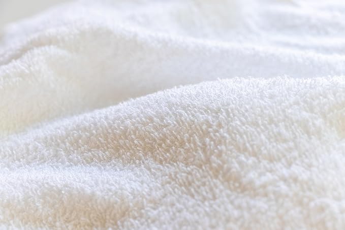 CH White Bath Towels Bulk - 22 x 44 Inches, 100% Cotton Economy Light Weight Towels for Commercial Use - Quick Dry, Ultra-Soft, and Absorbent Bulk Towels (12 Pack)