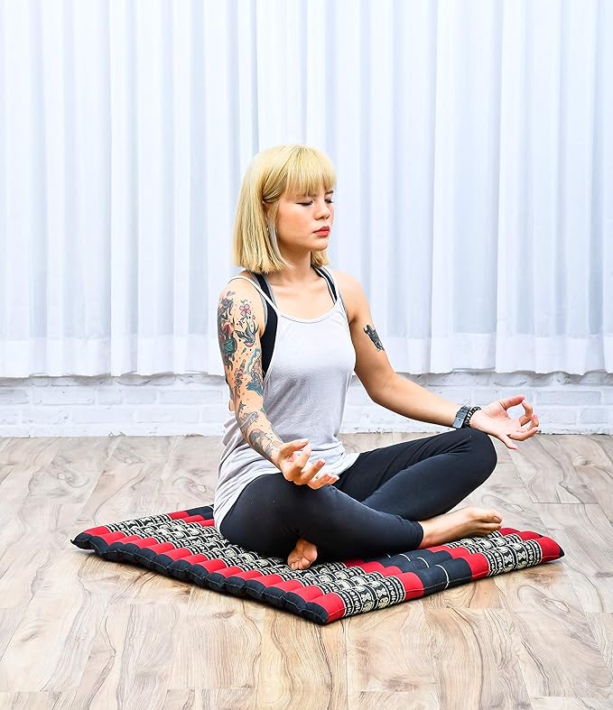 Leewadee Zabuton Seating Cushion – Square Floor Seat for Meditation Exercises, Light Yoga Mat Filled with Kapok