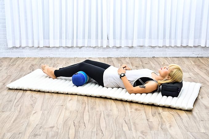 Leewadee Small Yoga Bolster – Shape-Retaining Cervical Neck Roll, Tube Pillow for Comfortable Reading, Kapok Filling, 22 x 6 x 6 inches