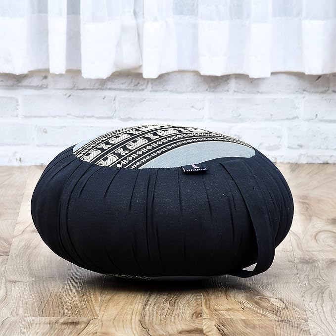 Leewadee Meditation Cushion Set – 1 Round Zafu Meditation Pillow and 1 Square Roll-Up Zabuton Meditation Mat, Pillows Bundle Filled with Kapok